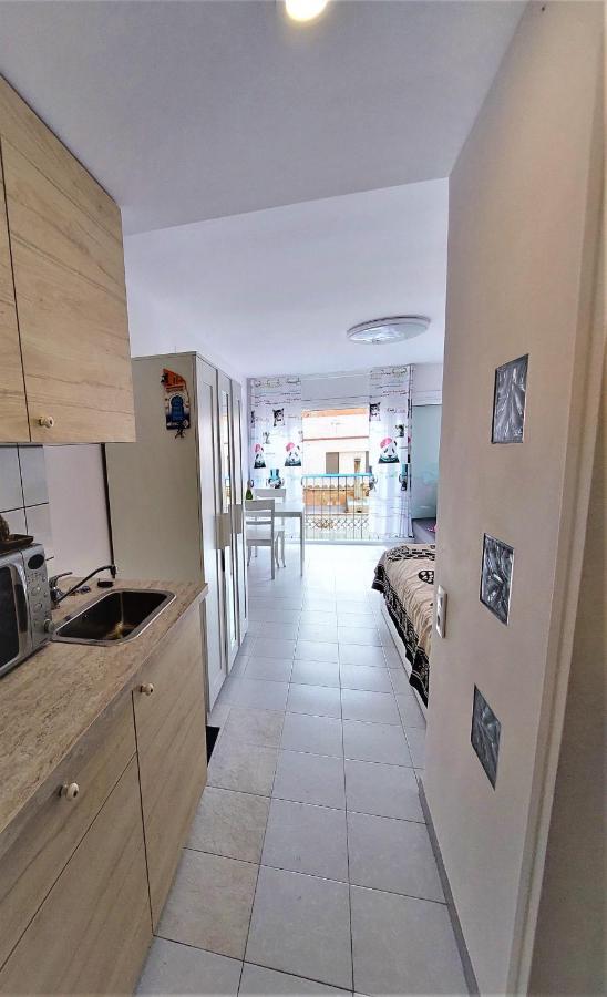 Apartamento En El Mar Ρόζες Εξωτερικό φωτογραφία